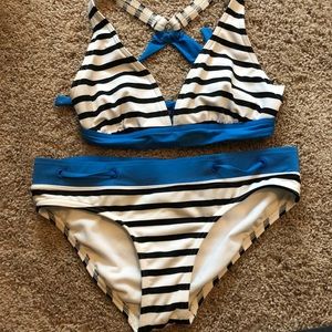 Blue, white & black bikini!